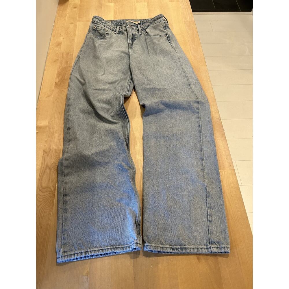 Levi's Premium Low Loose Jeans Women's Sz 25x30 Light Wash Straight Leg Cotton
